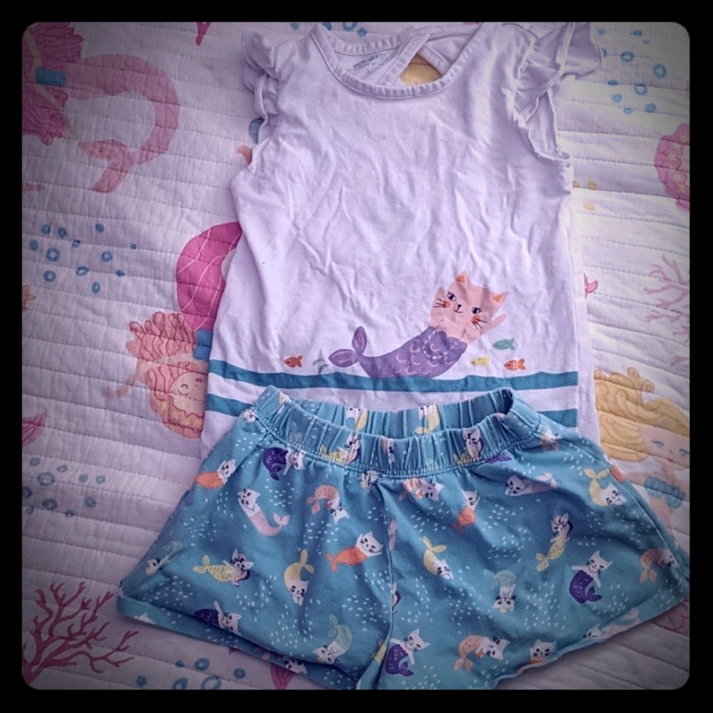 Kitty mermaid outfit
